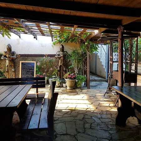 Villa Rose-2